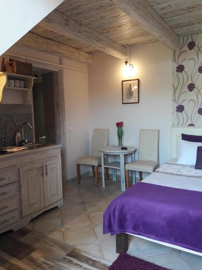 Bastya Apartman Eger Exteriör bild